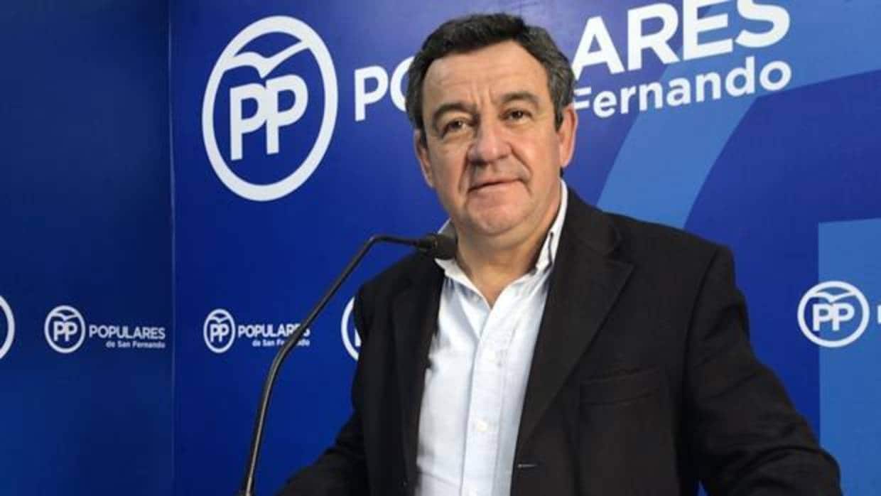 Loaiza advierte de que la licitación pública es cinco veces menor con el PSOE en Diputación