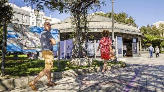 Las informadoras turísticas serán subrogadas en el nuevo pliego