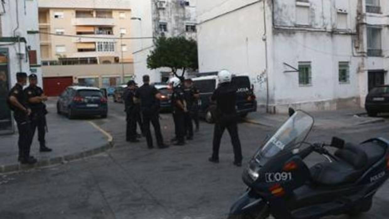 Policía Nacional en El Puerto
