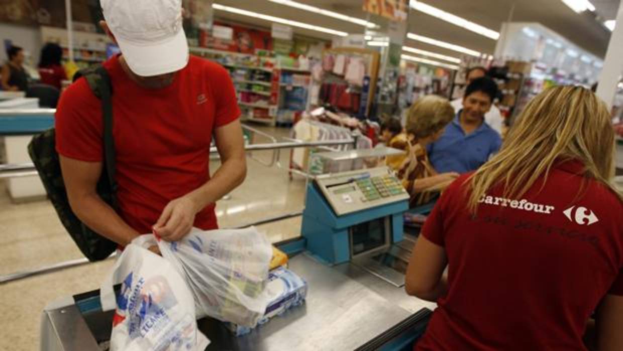 Carrefour tiene acuerdos comerciales con más de 1.400 proveedores andaluces.