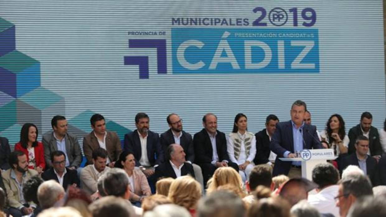 Sanz a Rajoy: «Gracias por hacer que Cádiz sea la provincia de las buenas noticias»