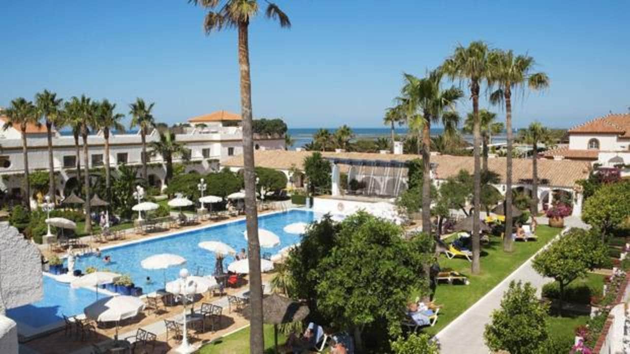 Los grandes hoteles de la costa de Cádiz mantienen el éxito del verano pasado