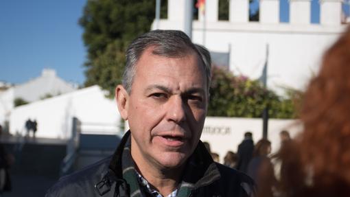 José Luis Sanz, alcalde de Tomares