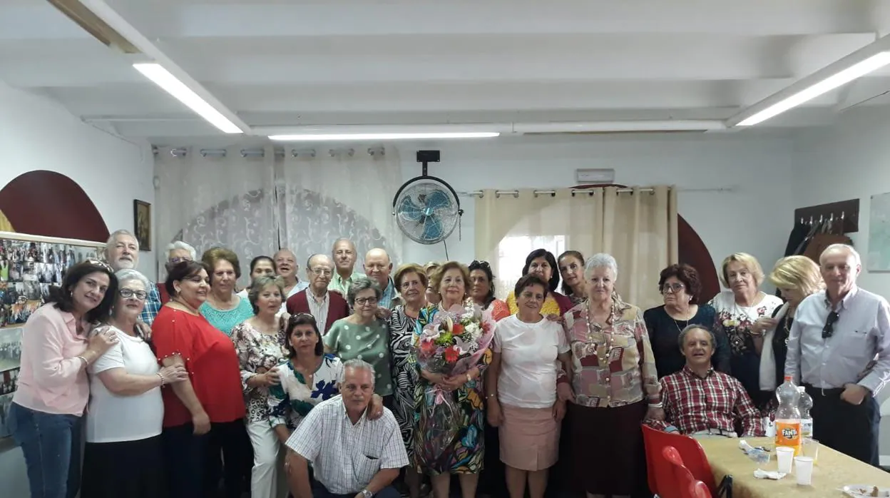 Los voluntarios de Cáritas de Santiago han querido brindar un caluroso homenaje a Pablo