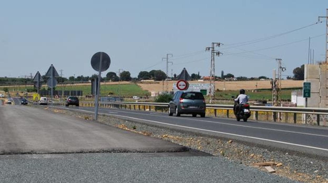 Este lunes se cortan al tráfico dos nuevos ramales por el desdoble de la vía Alcalá-Dos Hermanas