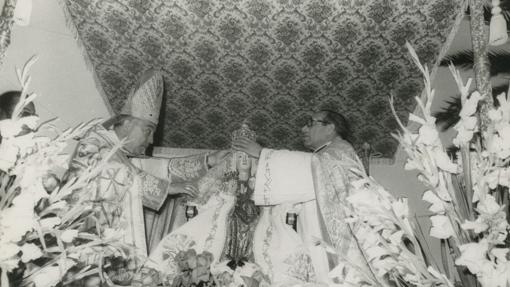 Coronación de la Virgen de Valme en 1973