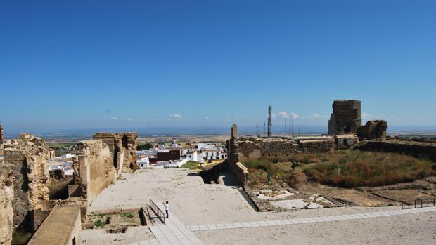 Carmona suma un nuevo asombro, la visita al Alcázar de Pedro I