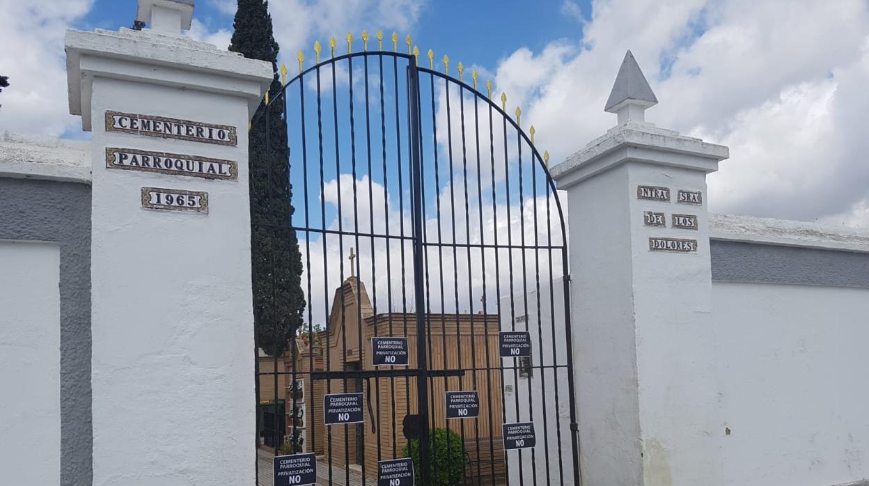 El cementerio parroquial del municipio sevillano