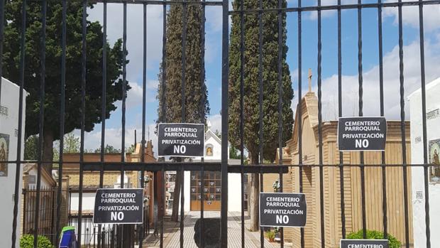 La Rinconada protesta por la privatización de su cementerio