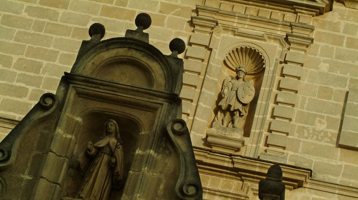 Vista exterior del Monasterio de San Miguel