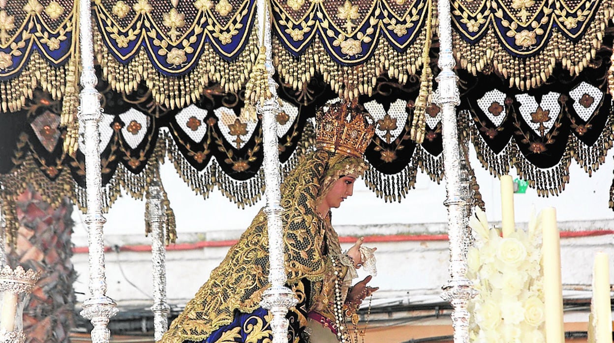 La Virgen de las Penas de la archicofradía de la Palma.