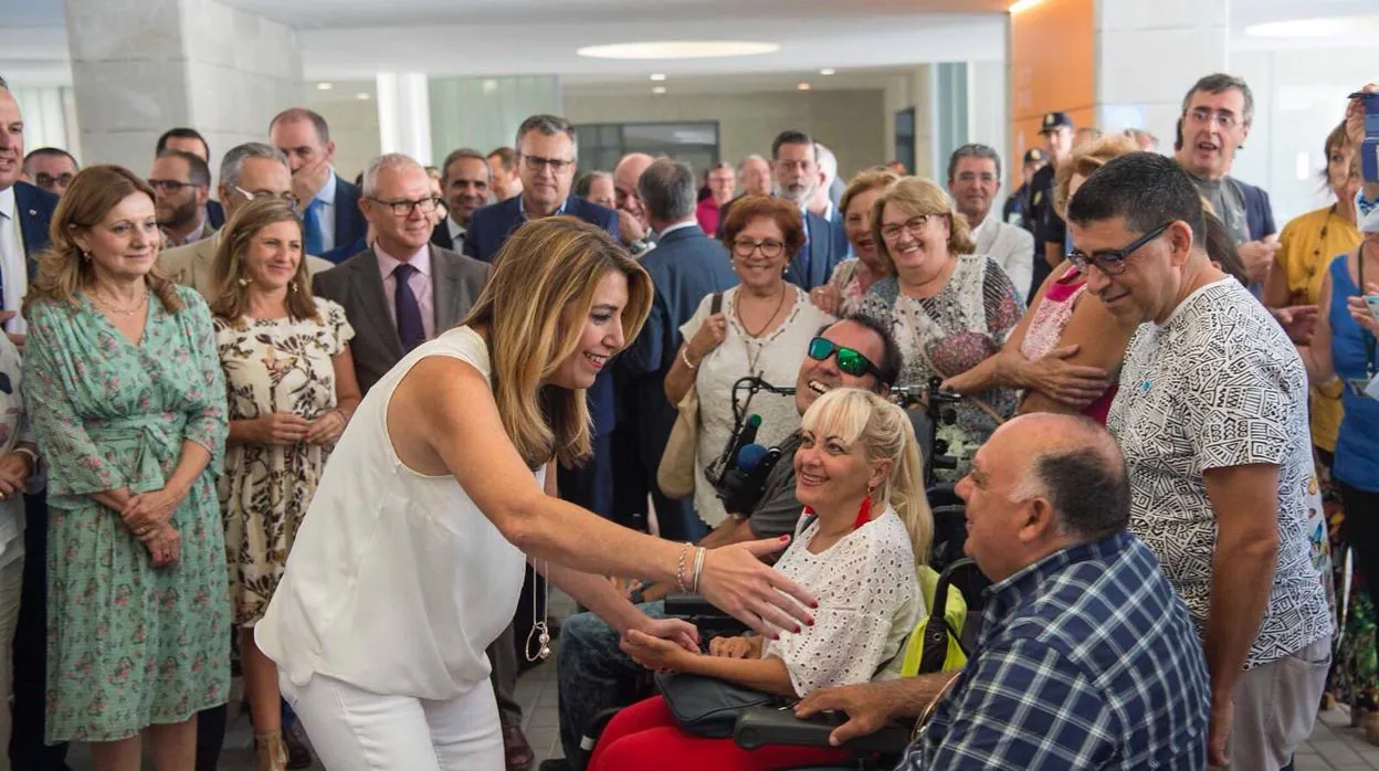Susana Díaz inaugura el nuevo Hospital de La Línea