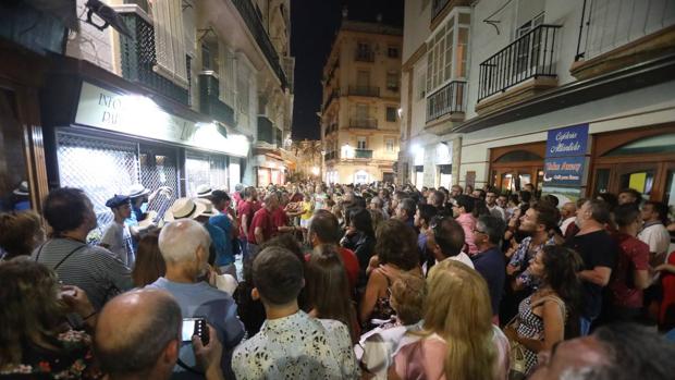 Carnaval en manga corta