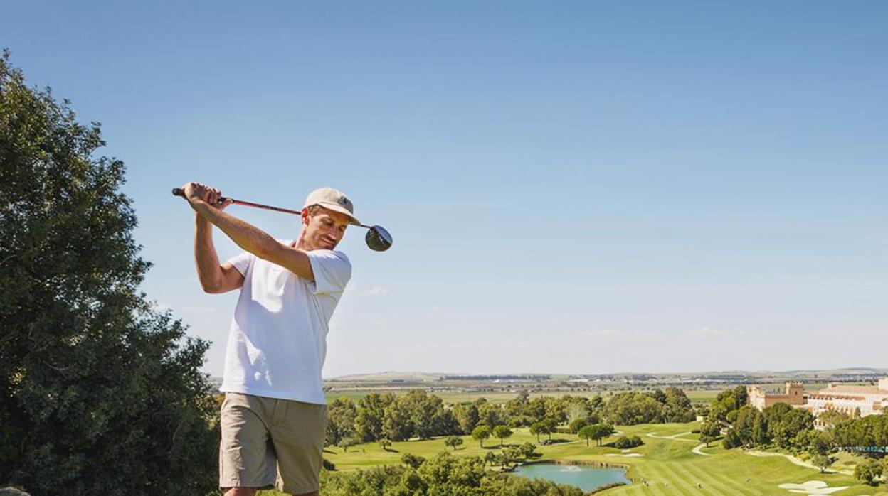 El golf es un deporte ideal para relajarse en medio de las vacaciones