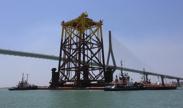 GALERÍA DE FOTOS: La ‘jacket’ de Iberdrola viaja al mar del Norte