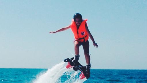 El Flyboard es novedoso y muy divertido