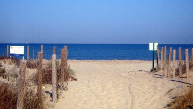 Diez playas nudistas de Cádiz para este verano