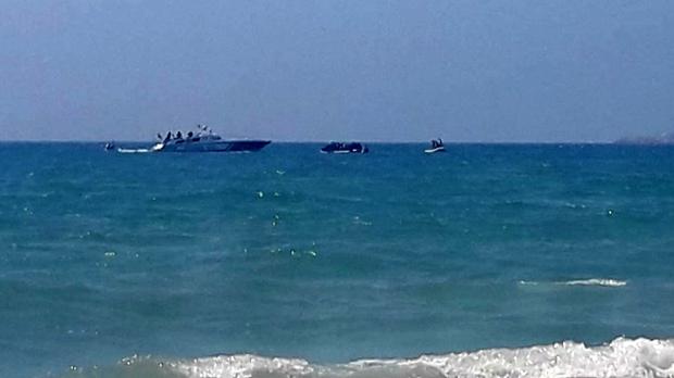 Una nueva patera llega a las playas de Cádiz