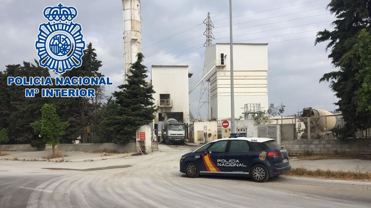 Dos detenidos acusados de robar combustible de una nave industrial en Puerto Real