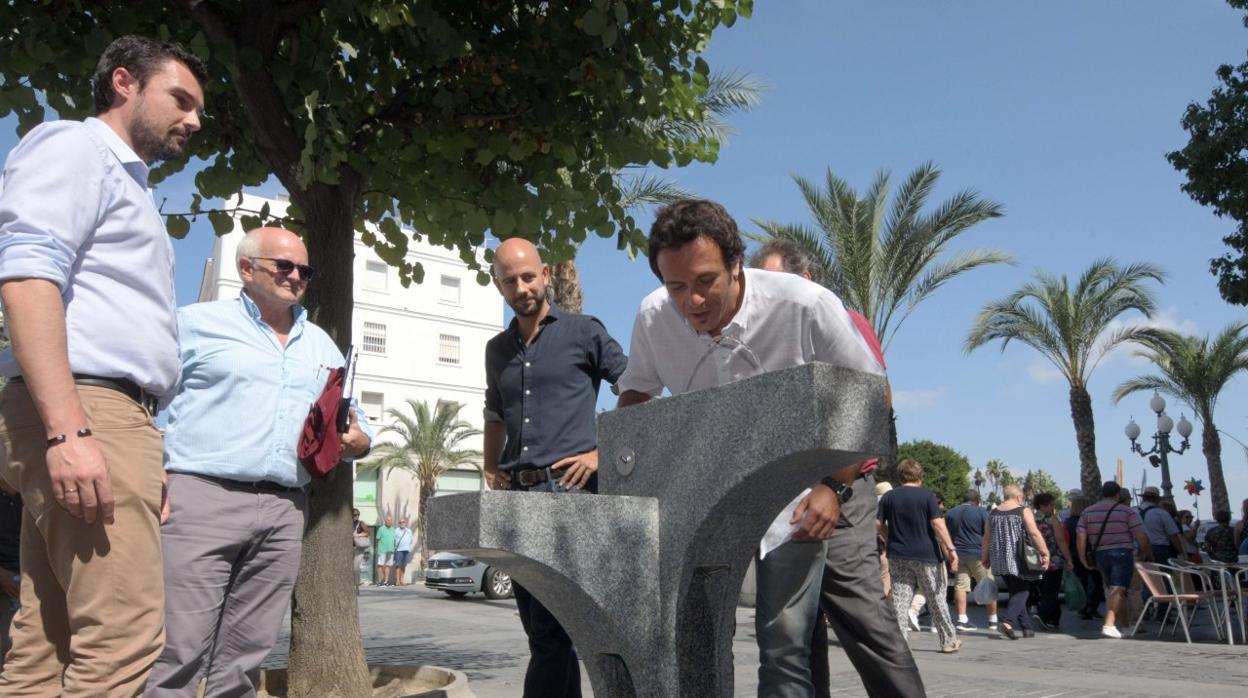 Nuevas fuentes de agua potable con un diseño exclusivo para Cádiz