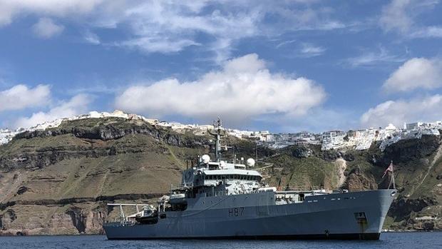 El buque hidrográfico británico HMS 'Echo' llega a la base del Peñón