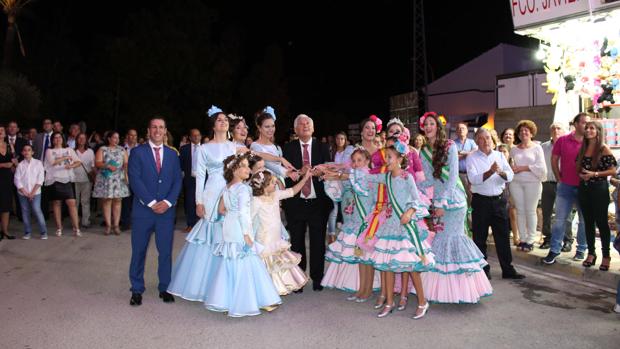 El Cuervo recrea el cartel de la primera feria como pueblo independiente