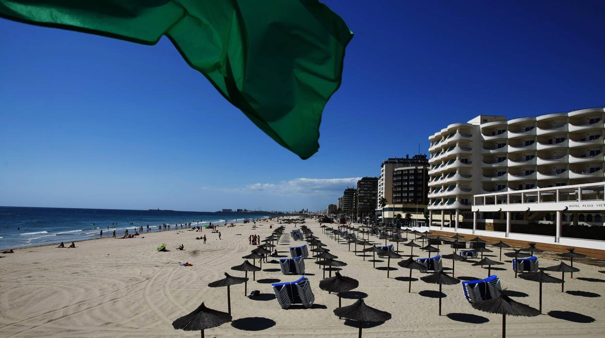 El PP cree que la playa está más sucia que antes de la municipalización.