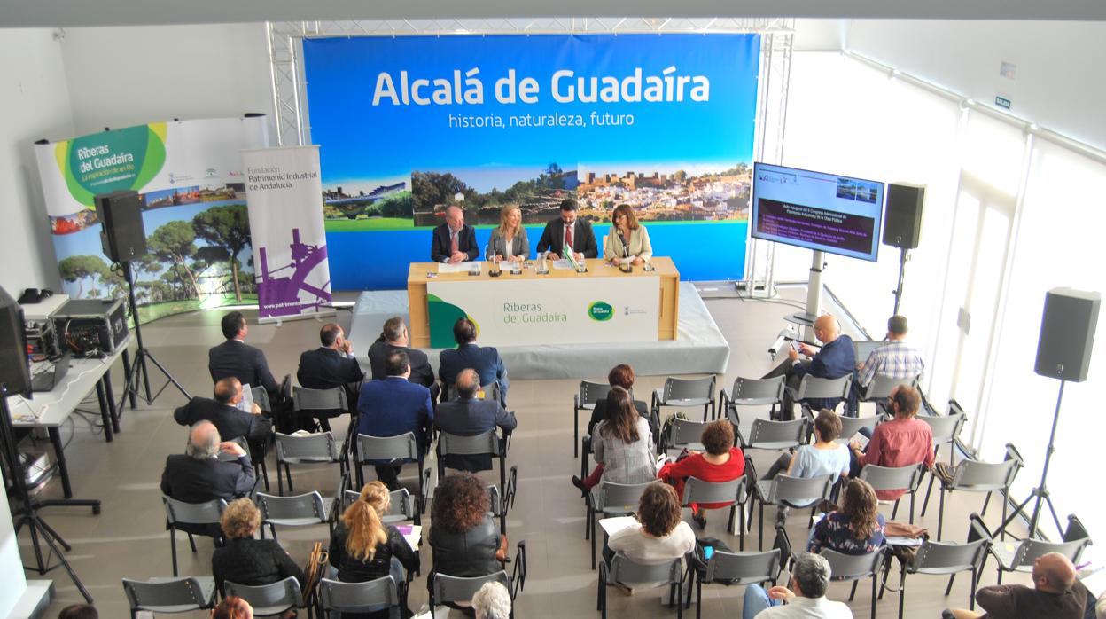 Arquitectos, ingenieros e historiadores participan en las jornadas que se celebran en Alcalá