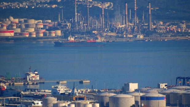 Ecologistas denuncia a la Junta por la calidad del aire en el Campo de Gibraltar