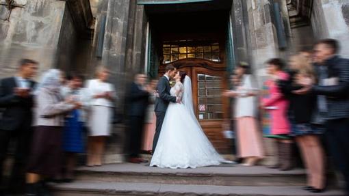 En Sevilla capital se celebraron más de dos mil quinientas bodas