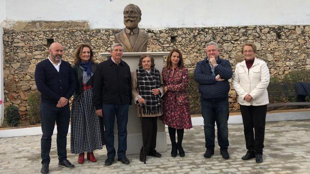 Montellano homenajea al doctor Manuel Martín Salazar, promotor de la Sanidad actual