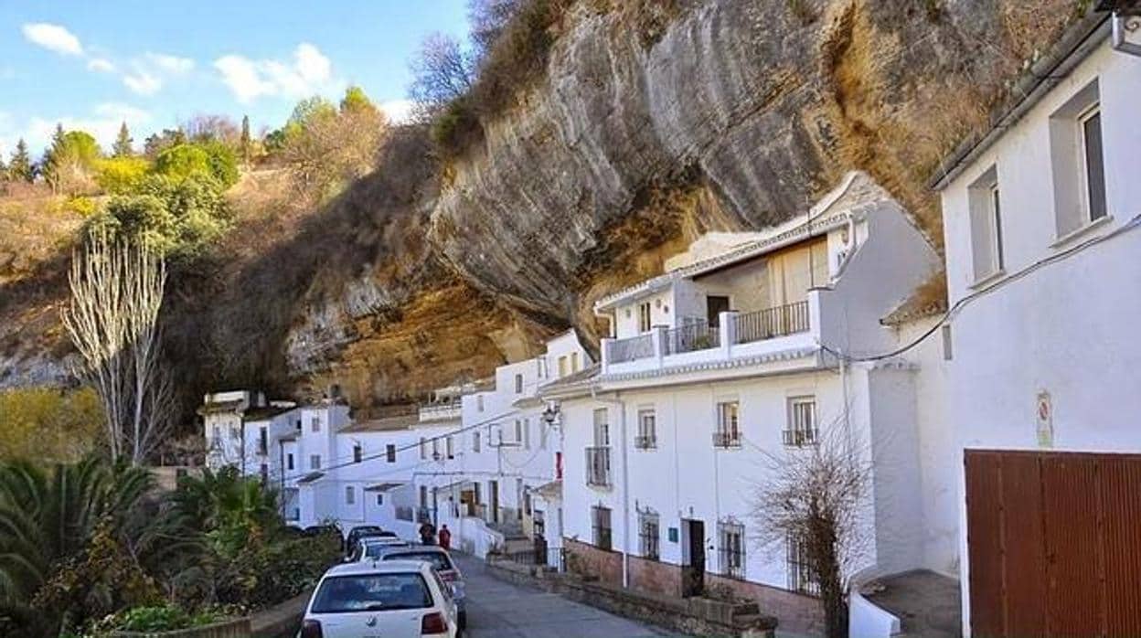 Setenil de las Bodegas, entre los pueblos más bonitos de España.