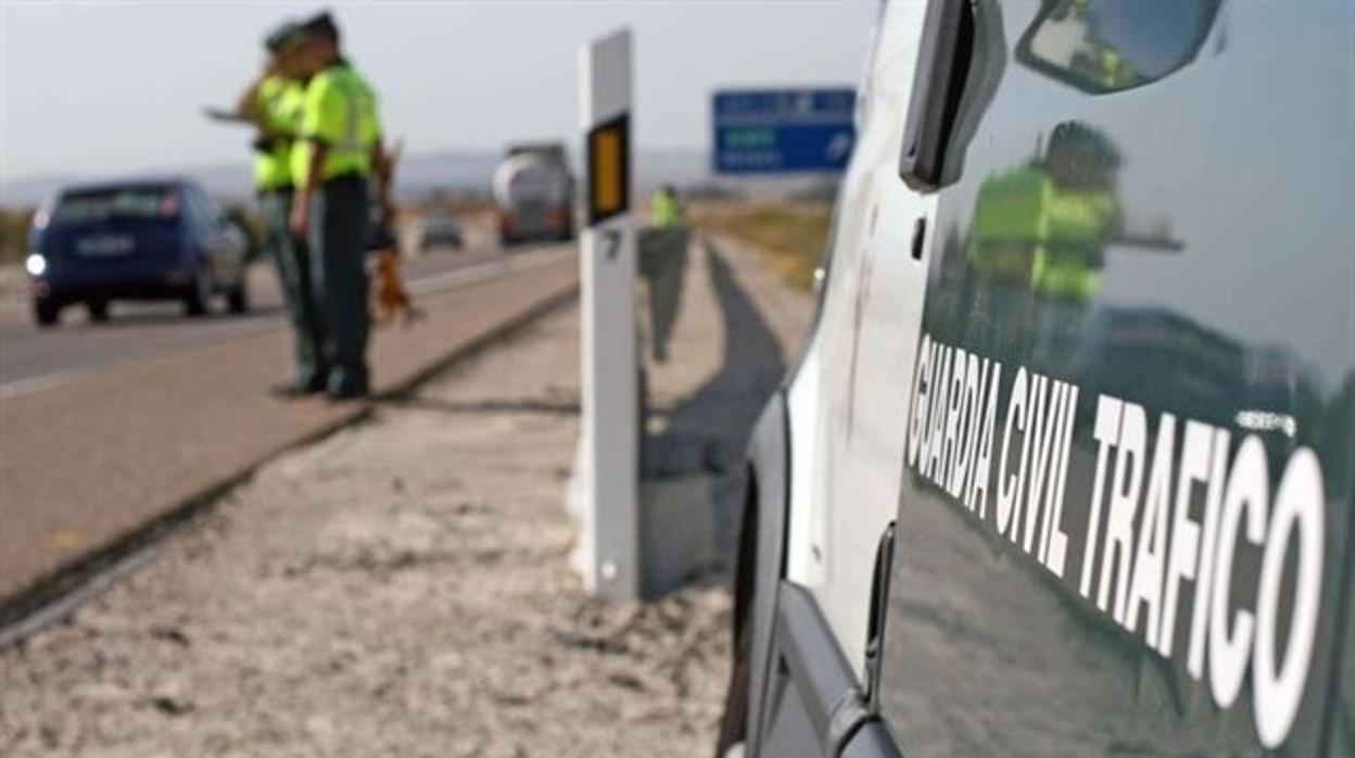 El accidente se produjo en el kilómetro 24 de la carretera que une Osuna con Écija