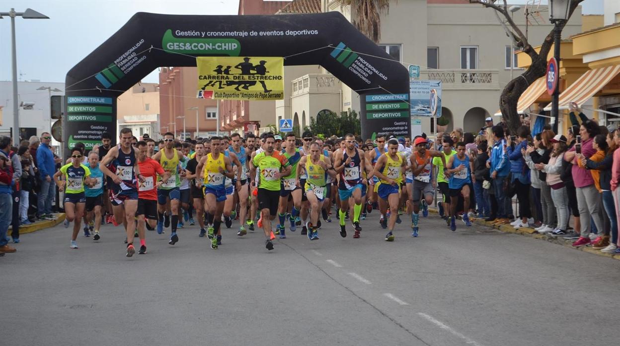 Más de 400 participantes en la X Carrera del Estrecho &#039;Memorial Pepe Serrano&#039; de Tarifa