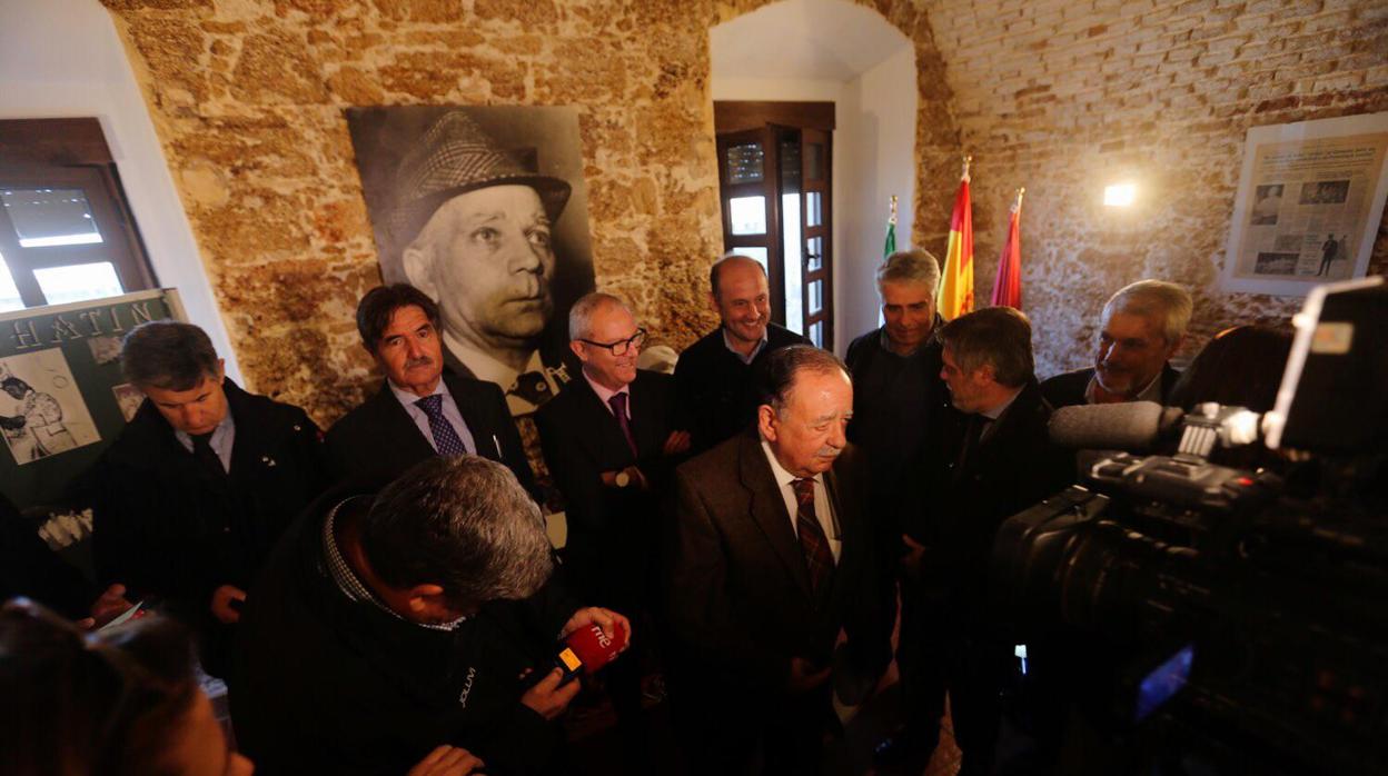 El mundo del carnaval apoyó las jornadas que glosaron la figura de Paco Alba.