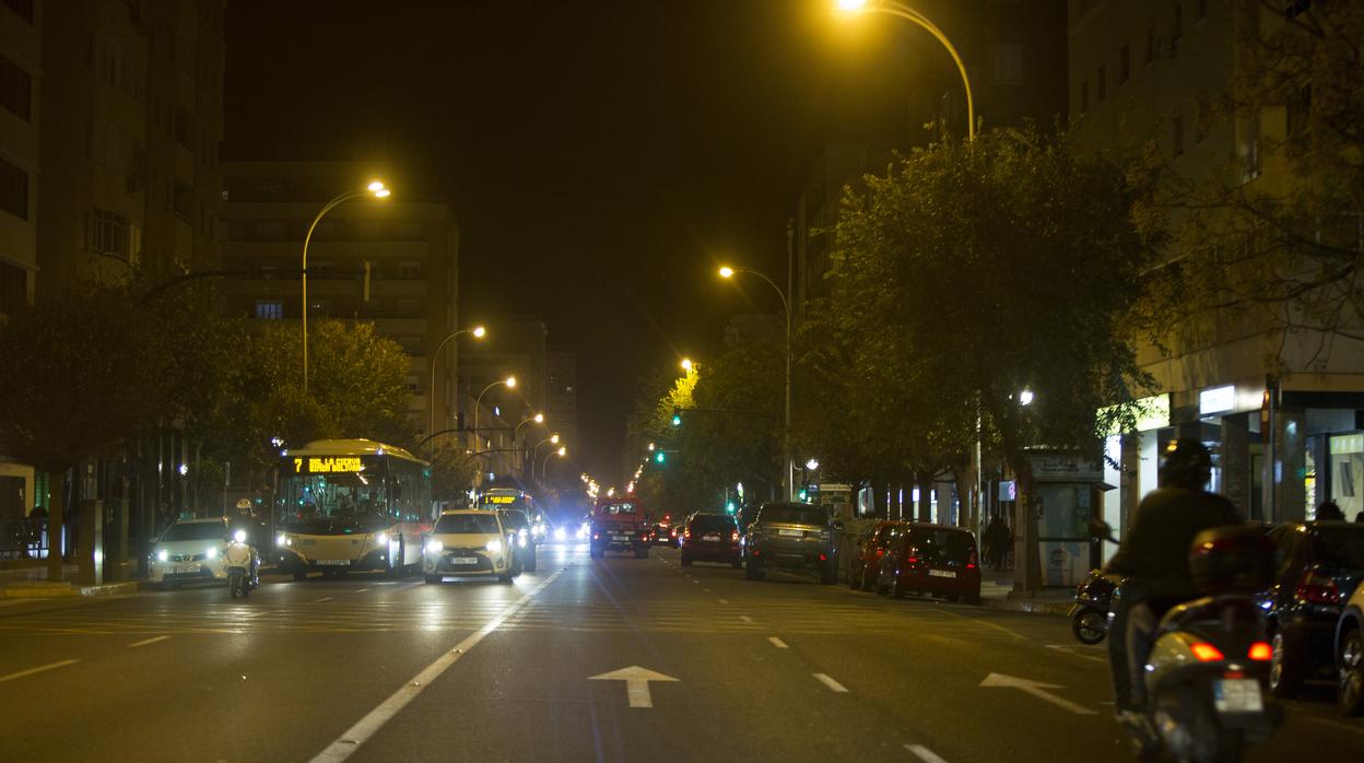 Este fin de semana la Avenida principal seguía sin estar iluminada.