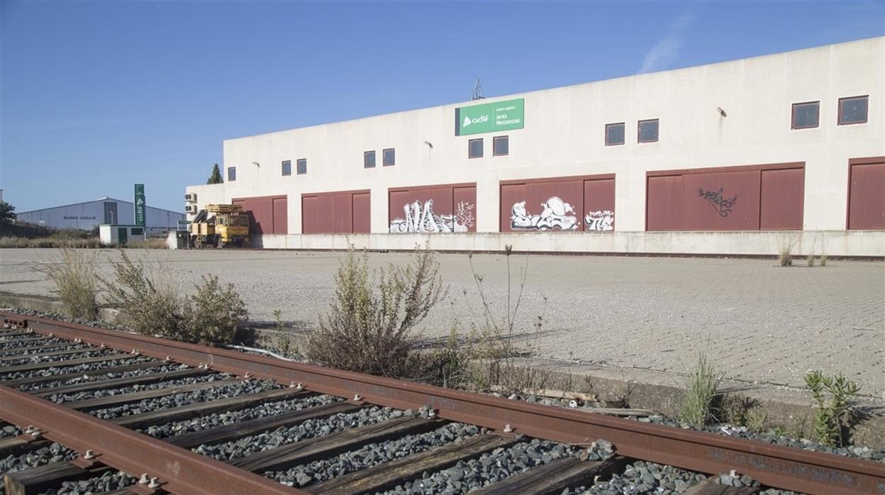 Adif y la APBC firman el contrato de adjudicación de la gestión de la terminal logística de Jerez