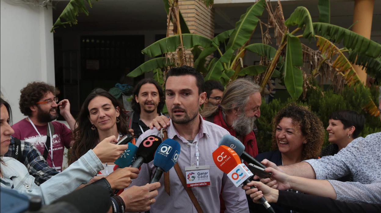 Martín Vila: «Con los chiringuitos, nos hemos limitado a cumplir y hacer cumplir la legalidad»