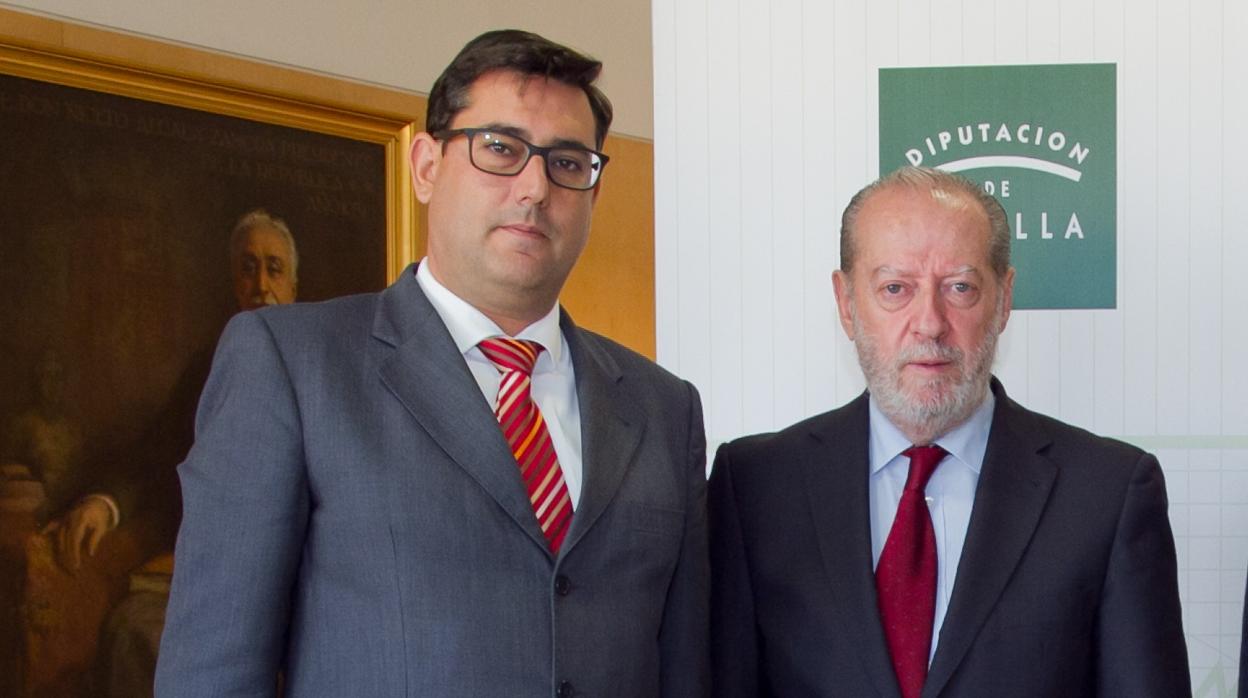 José María Villalobos, alcalde de Utrera y Fernando Rodríguez Villalobos, presidente de la Diputación de Sevilla