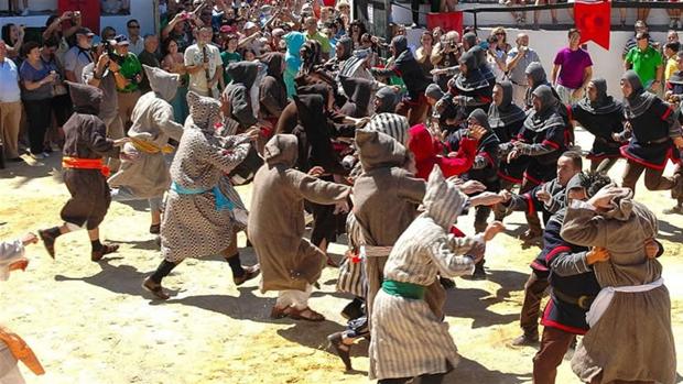 El BOJA publica la declaración de Interés Turístico de la Fiesta de Moros y Cristianos de Benamahoma