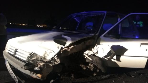 Un 'kamikaze' borracho choca contra un coche con niños en la autovía de Jerez