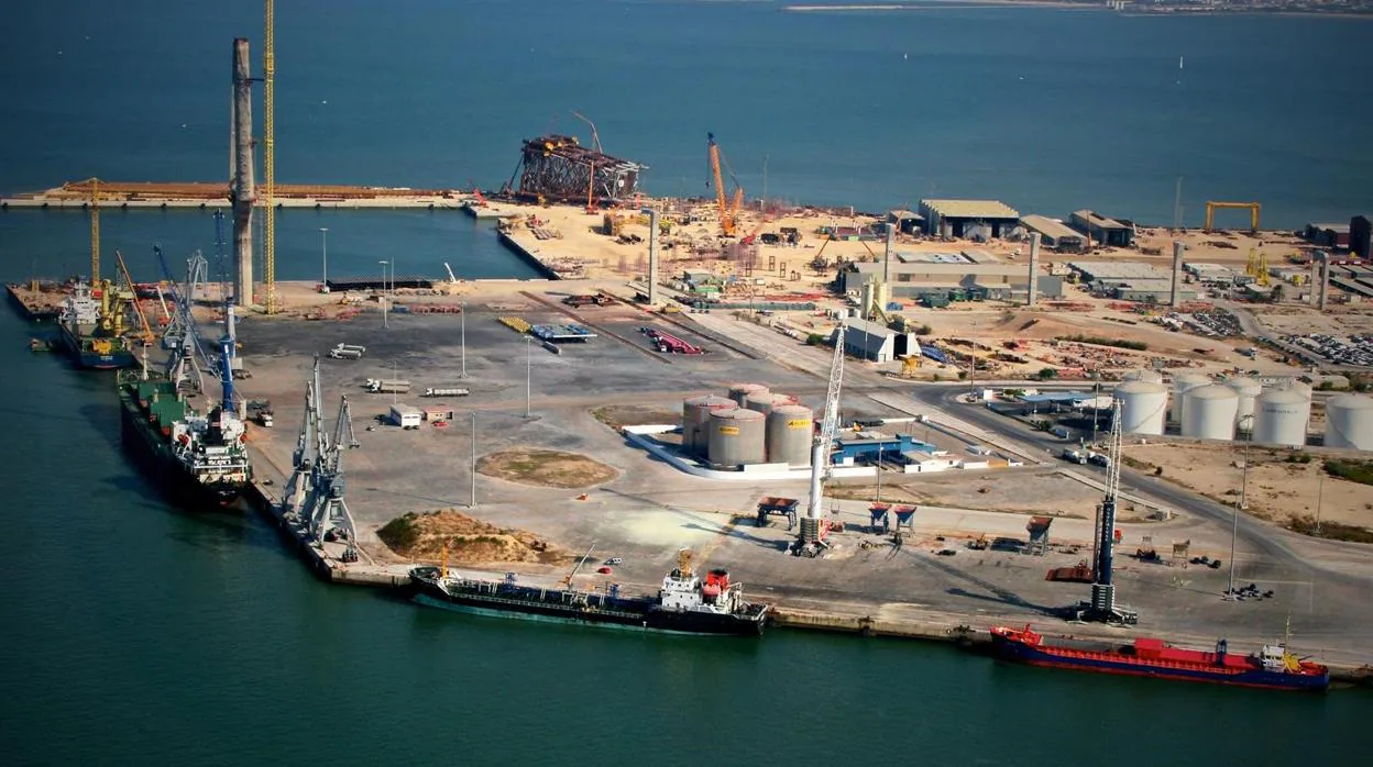 El Puerto de Cádiz mantiene los cuatro millones de toneladas en 2018