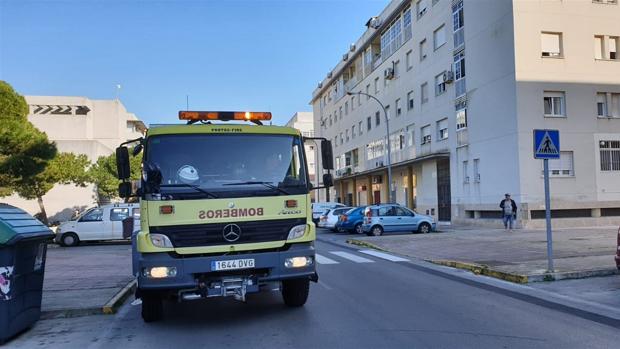 Tres afectados por inhalación por un escape de gas en Puerto Real