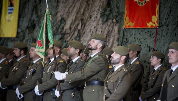 Los especialistas del Ejército de Tierra en Cádiz celebran el día de su patrón