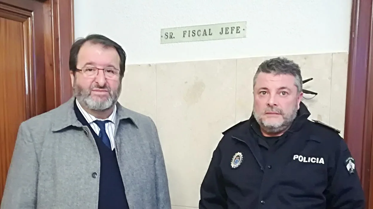 El alcalde de Carmona y el Jefe de Policía Local han mantenido un encuentro con el Fiscal Jefe de Sevilla