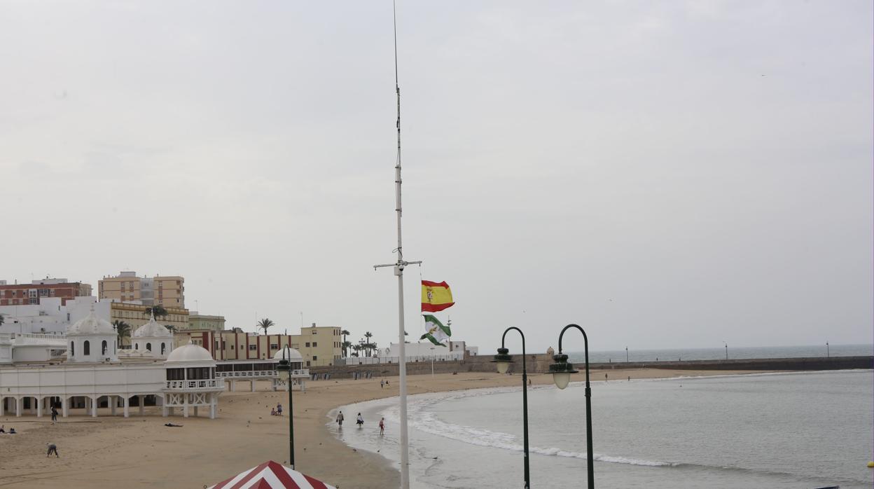 El tiempo en Cádiz: Alerta amarilla en el litoral de Cádiz para el martes y el miércoles