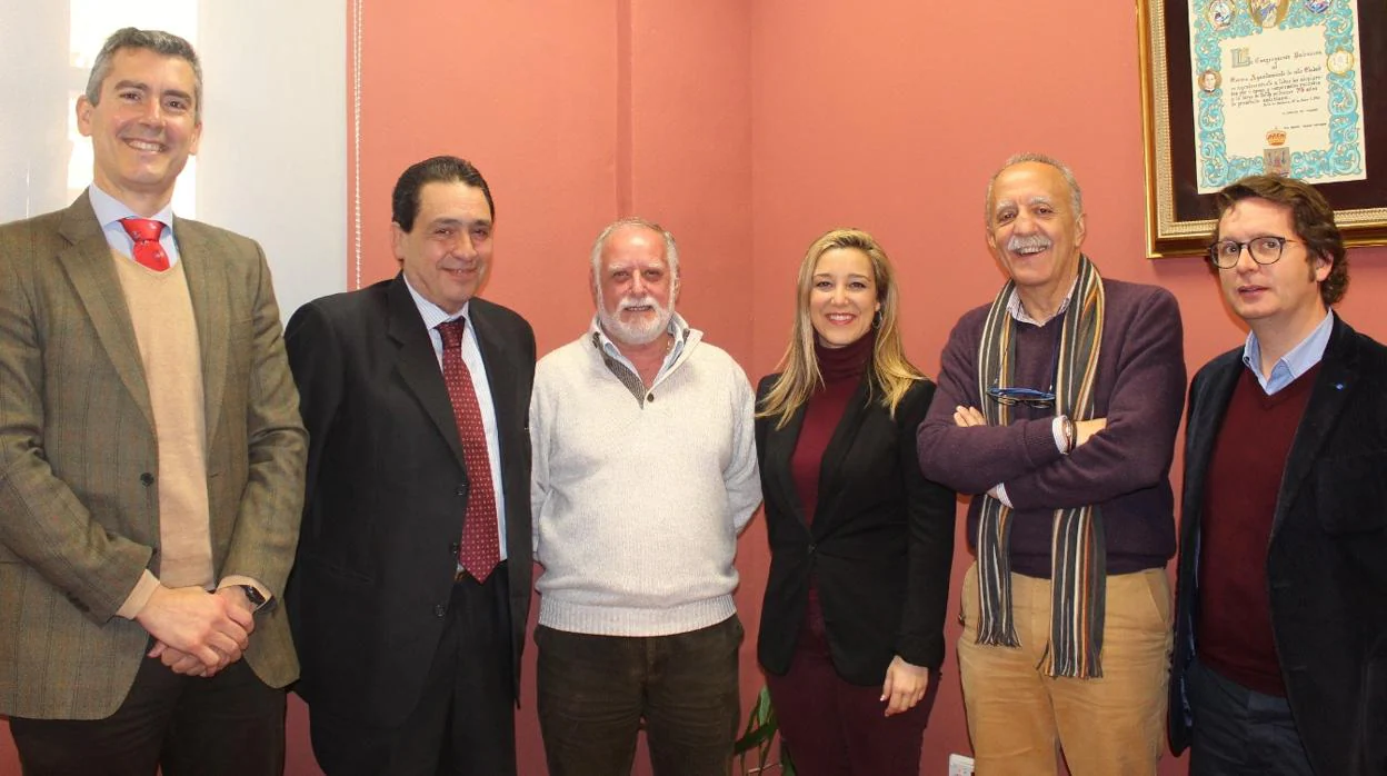 Representantes de la compañía han mantenido un encuentro con la alcaldesa de Alcalá, Ana Isabel Jiménez