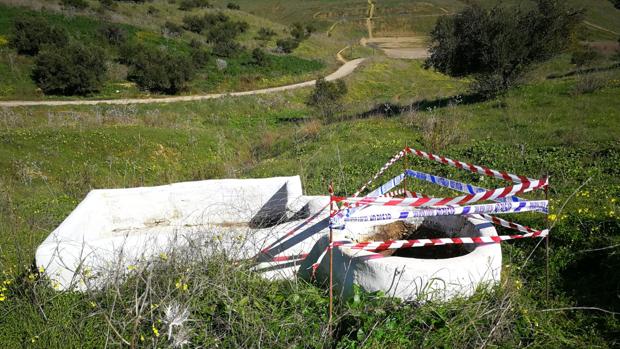 El Ayuntamiento de Castilleja de Guzmán sella tres pozos y ordena a sus dueños el cierre de otros cuatro