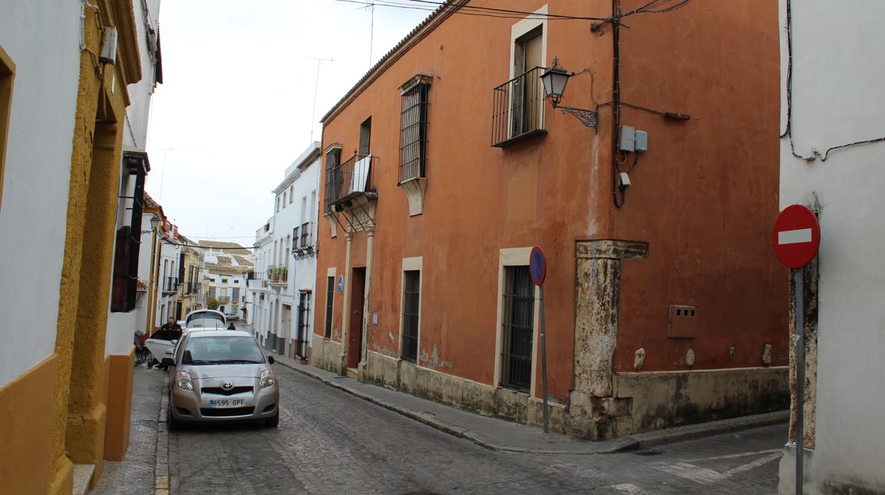 El nuevo hotel se ubica en la calle San Fernando, en pleno corazón histórico de Utrera