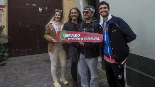 Los 16 lugares de Cádiz para escuchar coplas de Carnaval